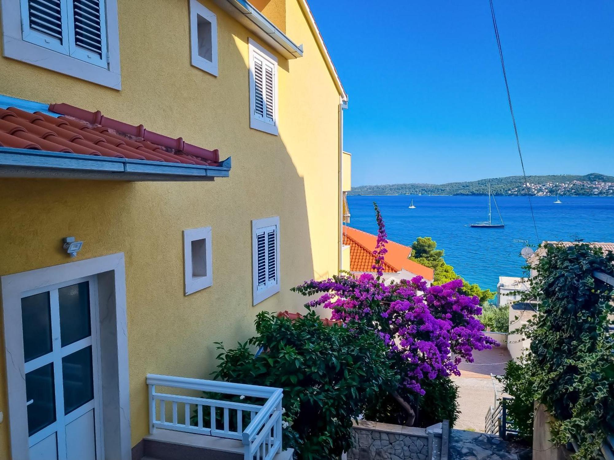 Apartments Ana Trogir Buitenkant foto